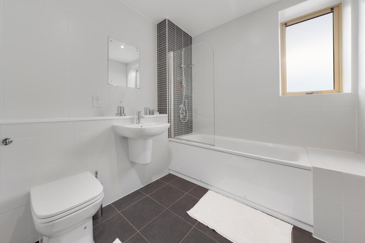 Flourish Apartments - Mulberry House - Tottenham Лондон Екстер'єр фото