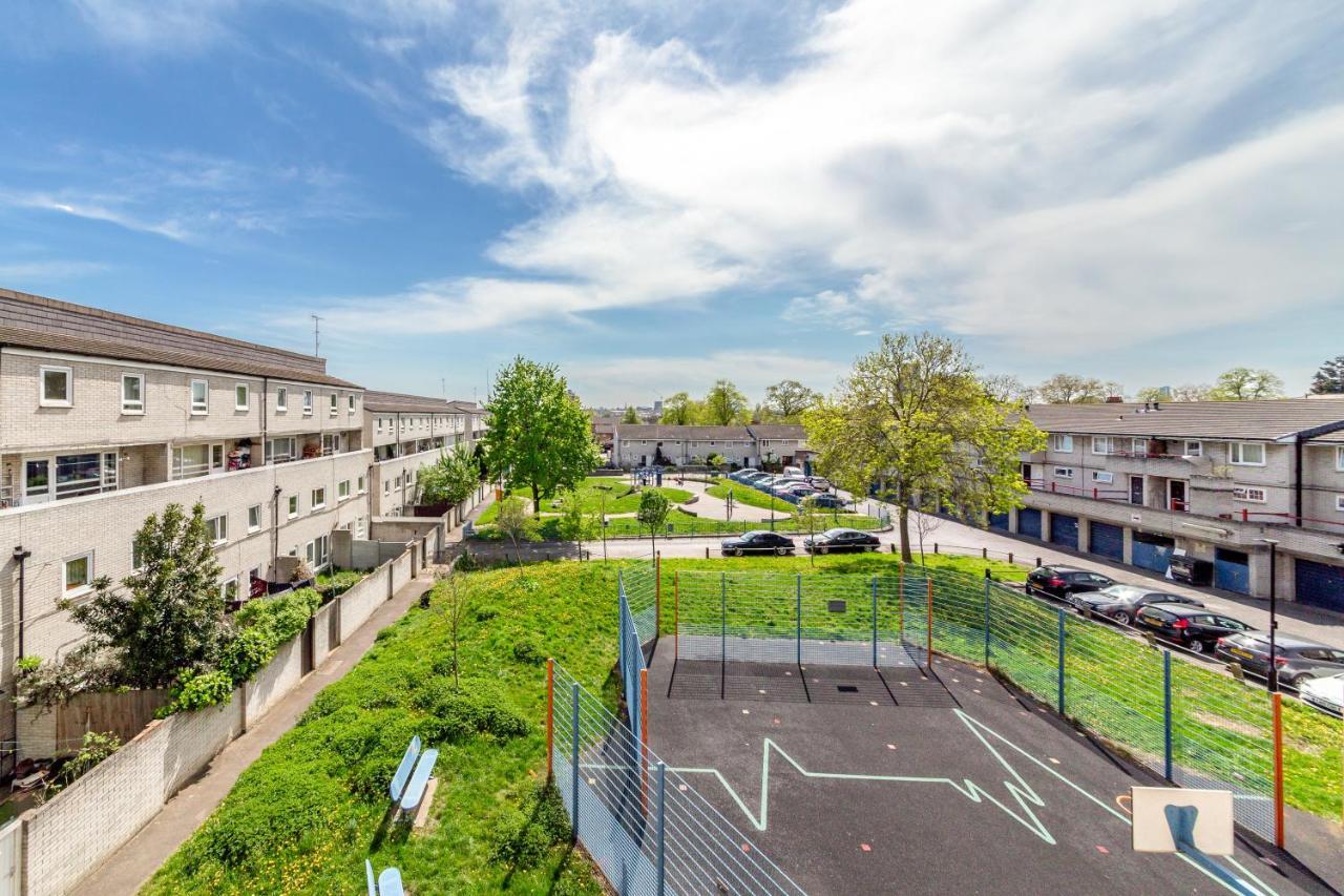 Flourish Apartments - Mulberry House - Tottenham Лондон Екстер'єр фото