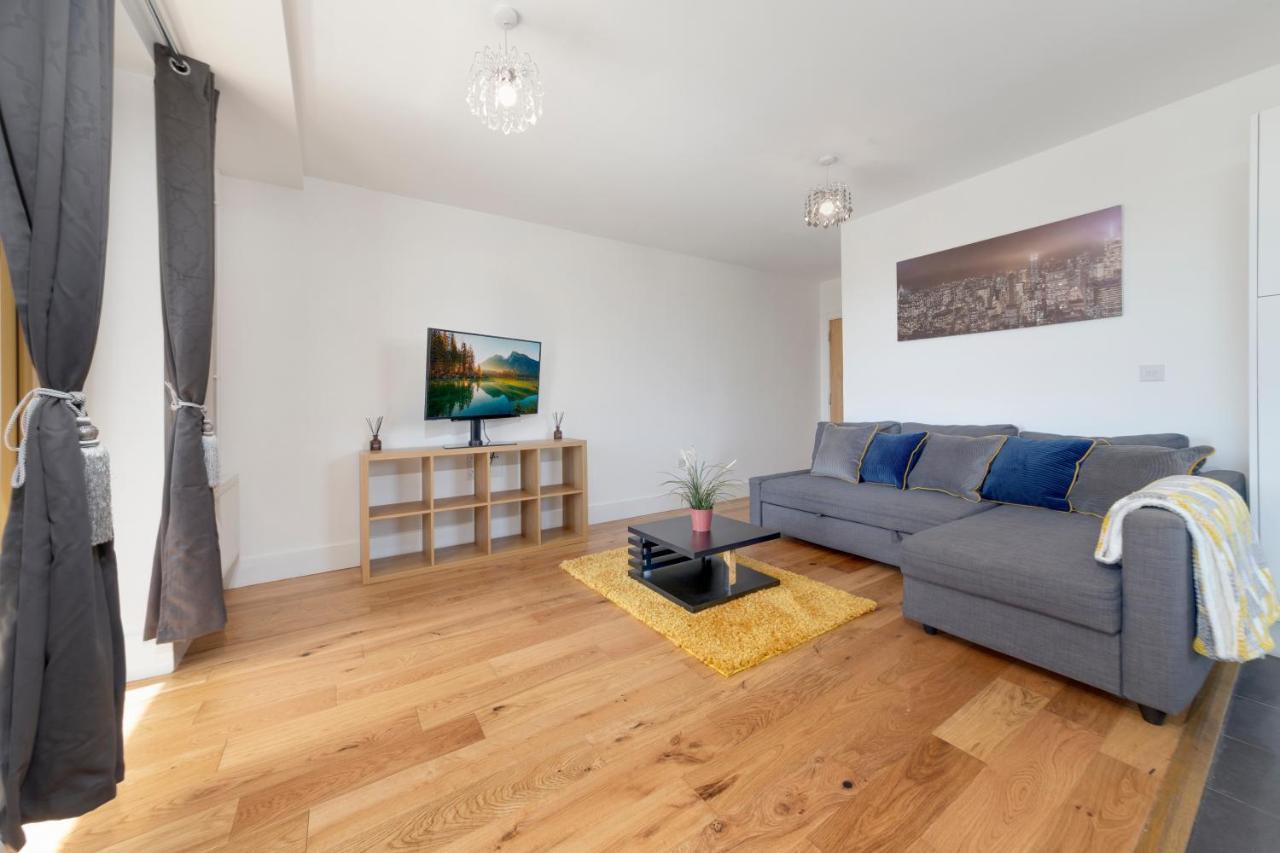 Flourish Apartments - Mulberry House - Tottenham Лондон Екстер'єр фото